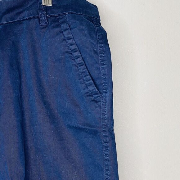 Crown & Ivy women’s size 16 W Caroline navy blue shorts mid rise - Picture 2 of 5